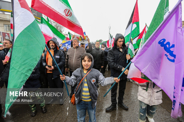 راهپیمایی 22 بهمن در زنجان