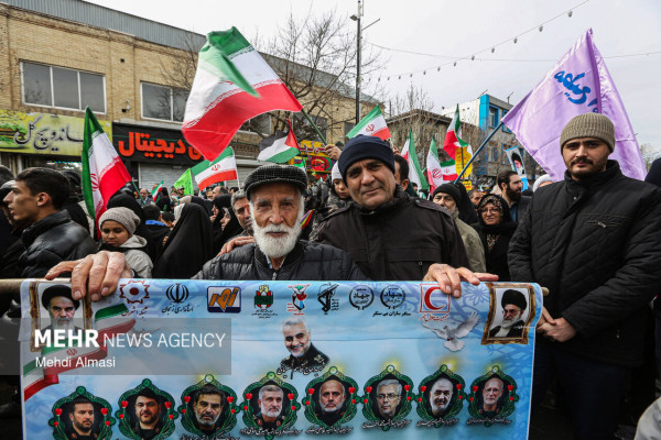 راهپیمایی 22 بهمن در زنجان