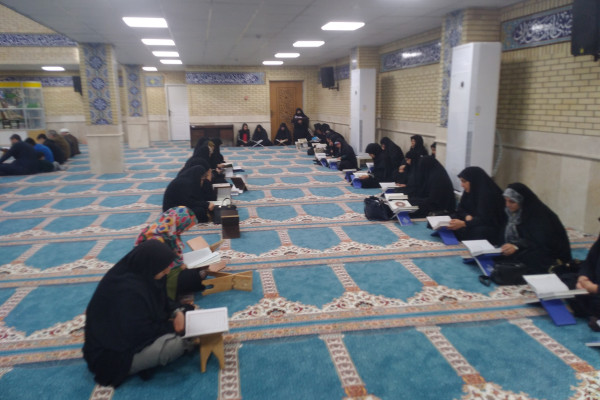 آغاز برنامه جزءخوانی قرآن کریم( زندگی با آیه ها) در مساجد شهرستان دره شهر
