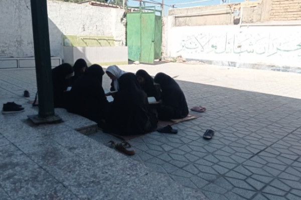 برگزاری برنامه جزءخوانی قرآن کریم(زندگی با آیه) در مساجد شهرستان دره شهر