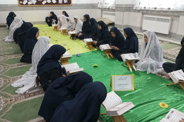 برگزاری برنامه جزءخوانی قرآن کریم(زندگی با آیه) در مساجد شهرستان دره شهر