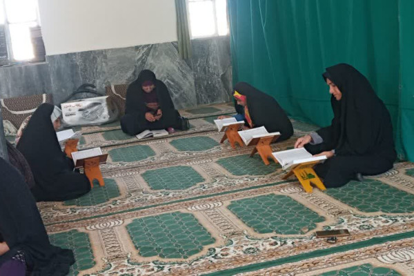 برگزاری برنامه جزءخوانی قرآن کریم(زندگی با آیه) در مساجد شهرستان دره شهر