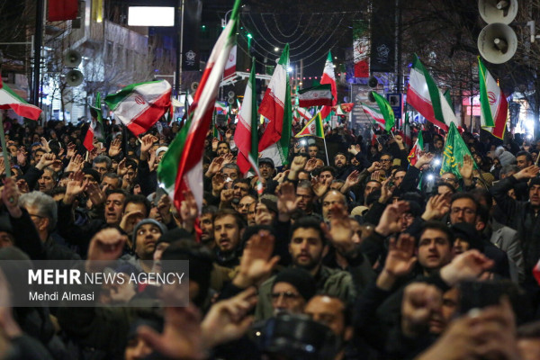 قیام مردم پایتخت شور و شعور حسینی