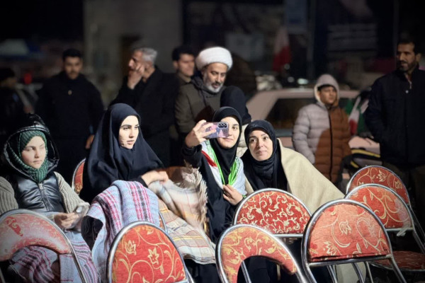 حضور پرشور مردم غیور و انقلابی در میدان آزادی شهر سنندج