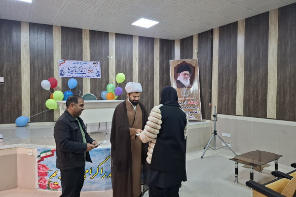 تجلیل از سفیران دانش‌آموز «زندگی با آیه ها» در شهرستان دالاهو