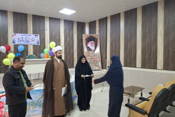 تجلیل از سفیران دانش‌آموز «زندگی با آیه ها» در شهرستان دالاهو