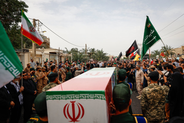 تشییع دریابان شهید تنگسیری در آبادان