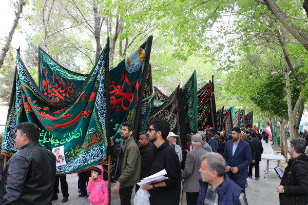 اجتماع عظیم و بی نظیر هیئات مذهبی در میدان امام اصفهان