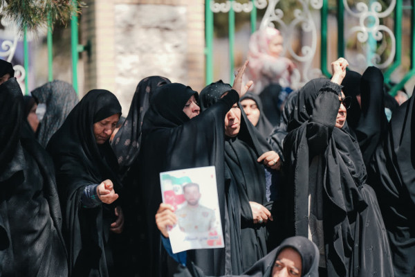 ▪️بکشید مارا ملت ما بیدار تر میشود...