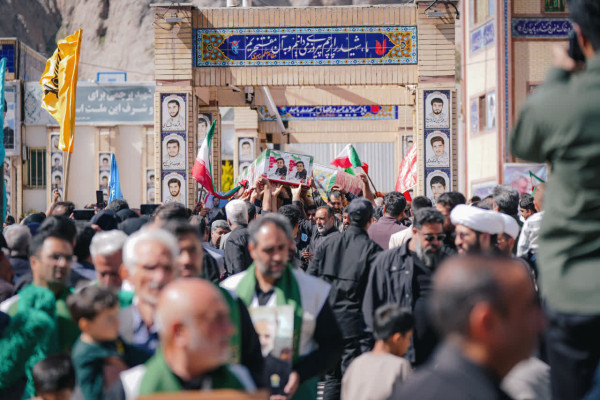 ▪️بکشید مارا ملت ما بیدار تر میشود...