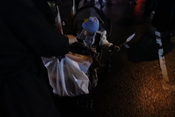 دسته حماسی مادر و فرزندی در رشت برگزار شد