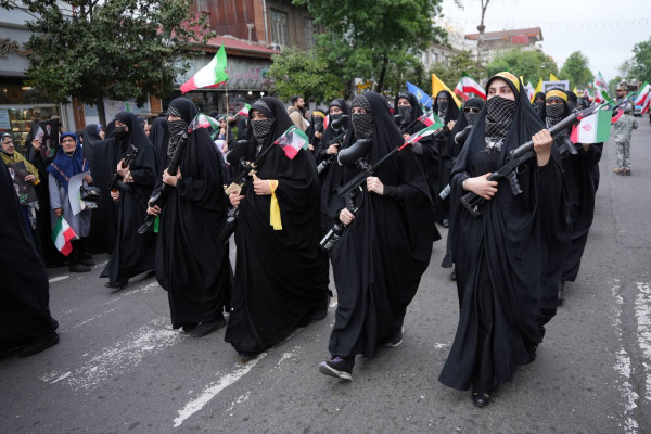 اجتماع بزرگ «بانوان جانفدا» در رشت برگزار شد