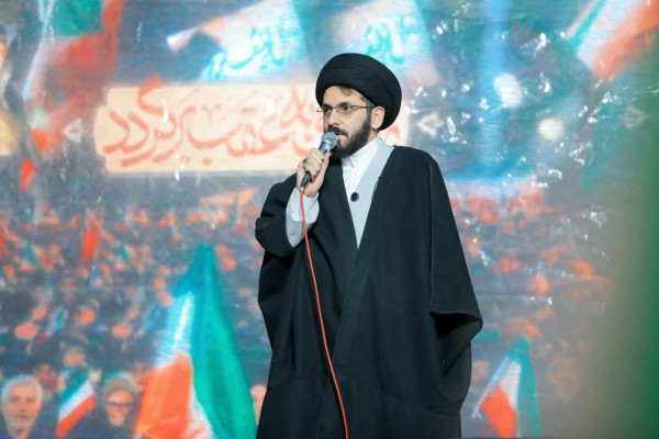 هنوز بعد از پنجاه و چهارمین شب ، صدای جهاد تبیین از میدان های اصلی شهر کرمان بلند است.