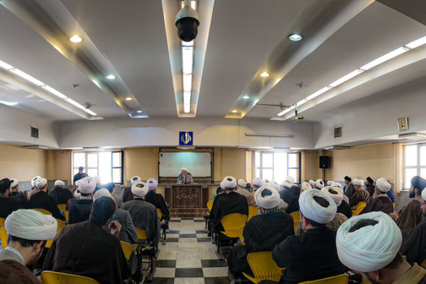 برگزاری جلسه تبیینی جنگ یا صلح