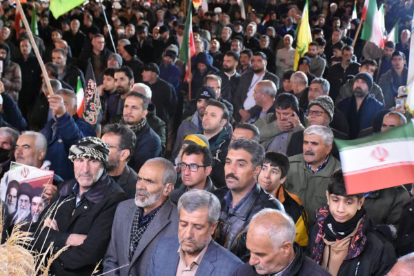 قروه میزبان بیرق و خدام حرم مطهر رضوی شد