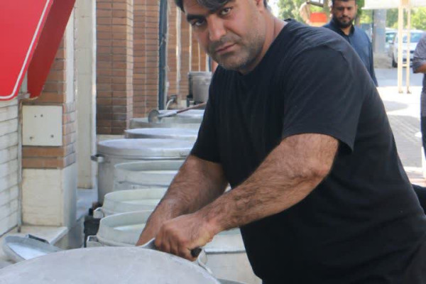 50 دیگ نذری در سنندج؛ تجلی عشق مردمی به امیرالمومنین(ع)