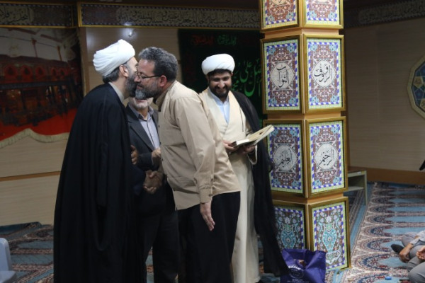 تجلیل از قاریان قرآن کریم شهرستان ایلام