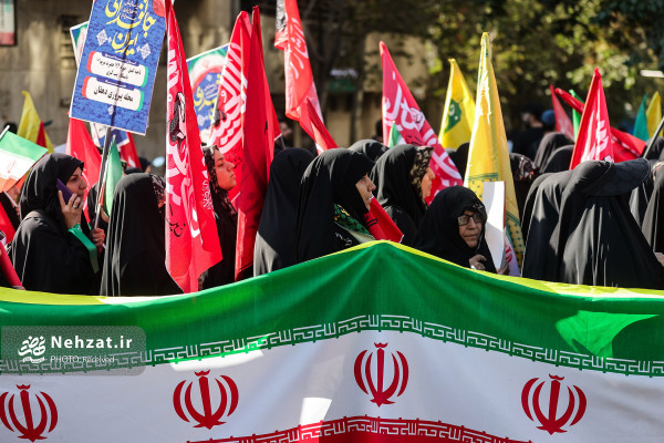 «ایران کے لیے قربانی» کے 313 ہزار رضاکاروں کی بڑی فوجی مشق منعقد ہوئی