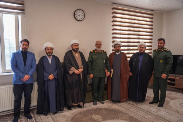 هم‌افزایی قرآنی قرارگاه نجف اشرف و اداره تبلیغات اسلامی استان کرمانشاه در جلسه مشترک