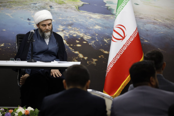 اگر متحول نشویم، منزوی می‌شویم