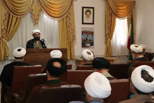 «زندگی با آیه‌ها» بستری برای تبیین با محوریت قرآن