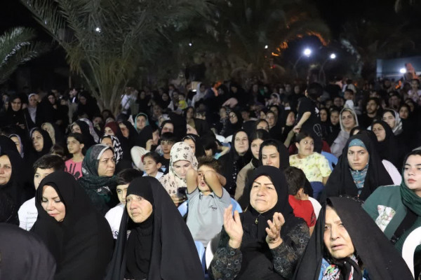 برگزاری جشن خیابانی دهه کرامت در مهران