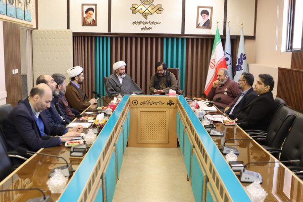 محور کلیدی موفقیت زندگی با آیه ها ایجاد یک پیوست رسانه‌ای منسجم و توسعه شبکه «سفیران آیه‌ها»