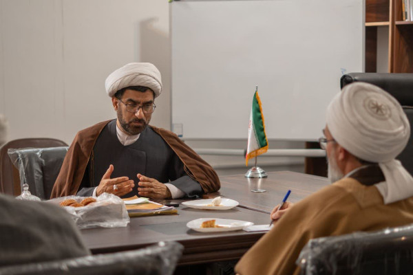 جلسه هم‌اندیشی برنامه‌های قرآنی تشکل‌های اهل سنت استان با حضور مدیرکل امور استان‌های دارالقرآن کشور