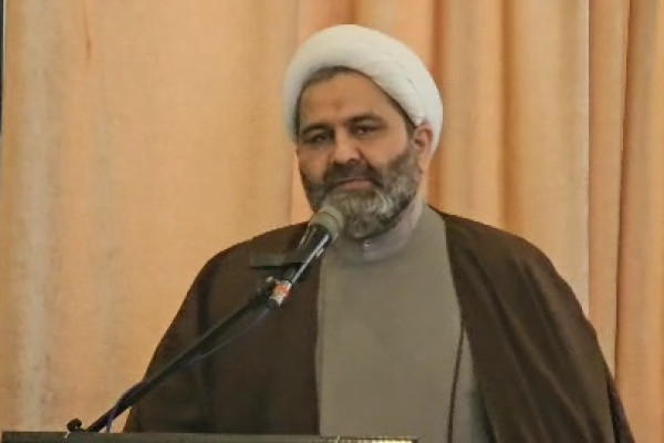 گفتمان توحیدی در کشور خار چشم لیبرال دموکراسی است