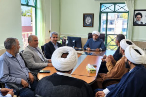 نشست کارشناسان قرآنی با سرپرست اداره امور قرآنی استان برگزار شد